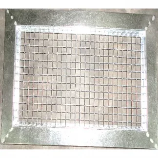 Grila de exterior din plasa metalica